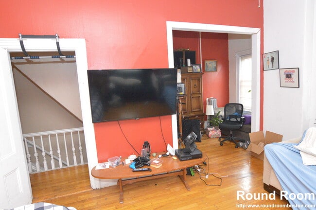 Photo - 32 Linden St Unit 1