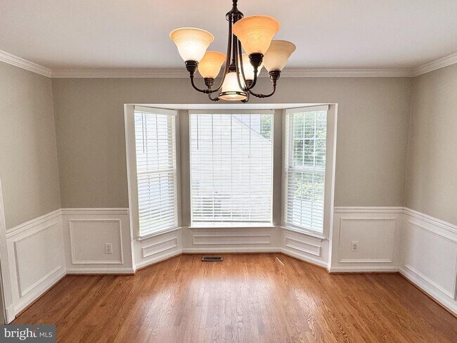 Photo - 16 Westchester Ct