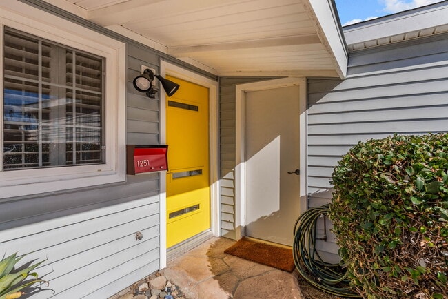 Photo - 1251 Devon Ln