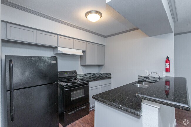 Estudio, 425 pies cuadrados - Pine Terrace