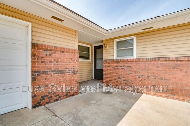 Photo - 1805 Melody Dr