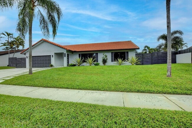 Photo - 1440 NW 12th Way