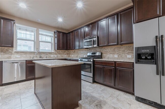 Photo - 7220 Wyoming Springs Dr Unidad 203