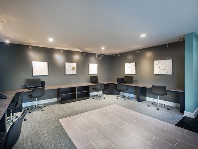 Business Center - ARIUM Morgan Falls