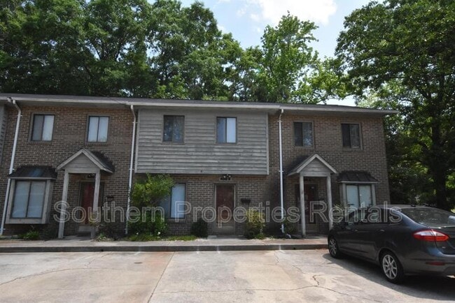 Photo - 400 N Steele St Unidad B - 1