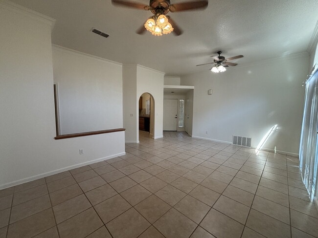Photo - Charming 3 Bed / 2 Bath Home on a Quiet Cul-de-Sac with Spacious Backyard!