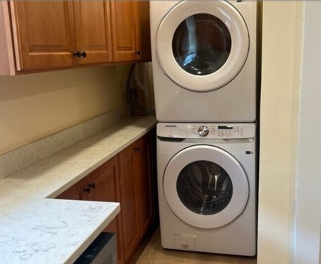 Photo - 34 Stellman Rd Unit 3