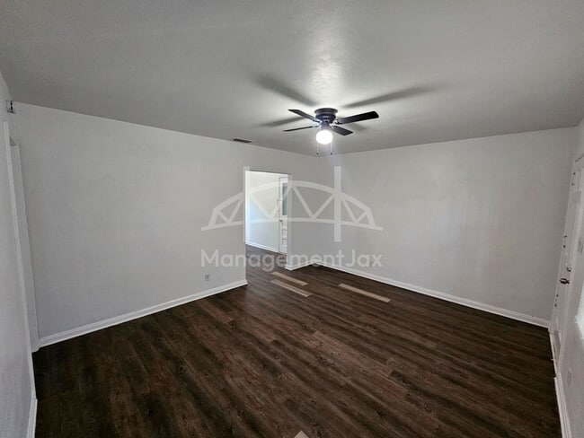 Photo - 1010 Edgewood Ave W