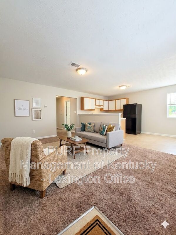 Photo - 166 Grinder Ct