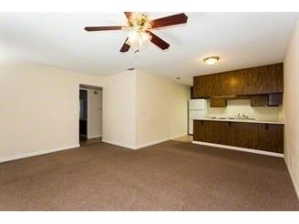 Living Room - Willow View Apartments