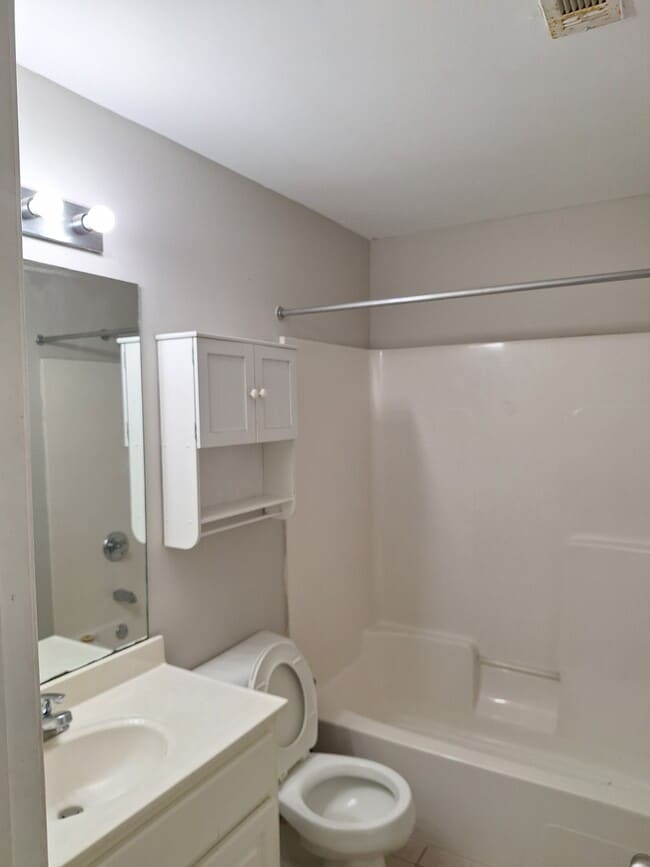 Photo - 490 S Barnett Shoals Rd Unit 255