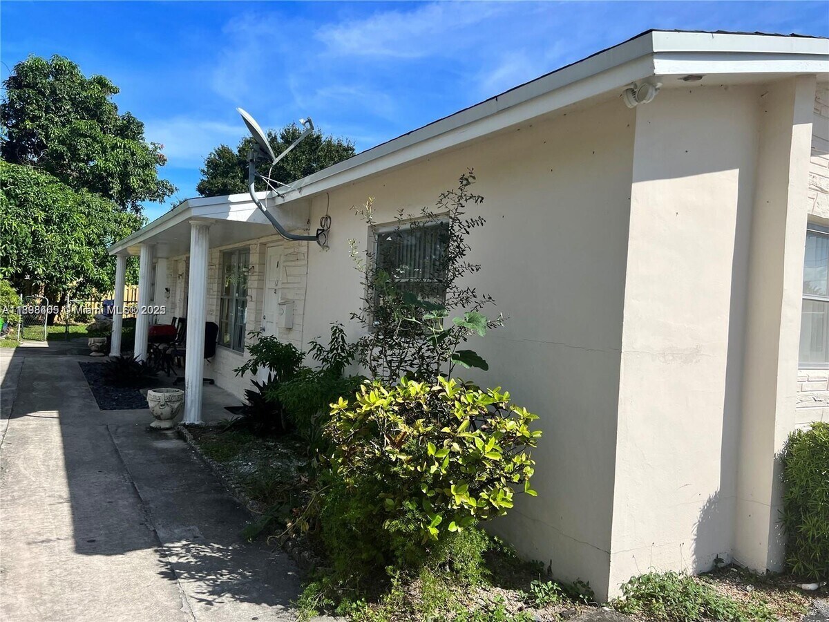 Photo - 1870 NW 59th Ave Unit 1