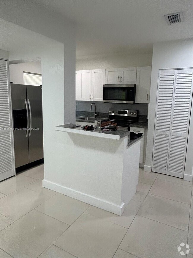 Building Photo - 14942 NE 11th Ct Unit 0 Rental