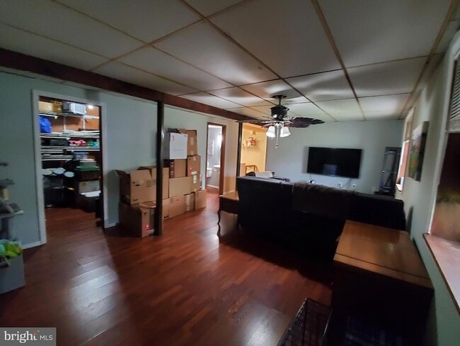 Photo - 27 Harkfort Rd