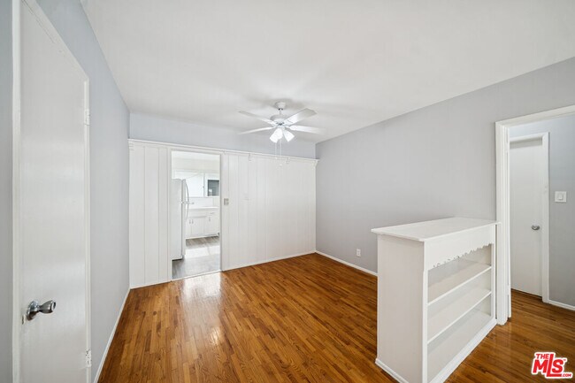 Photo - 5307 Vantage Ave Unidad 6