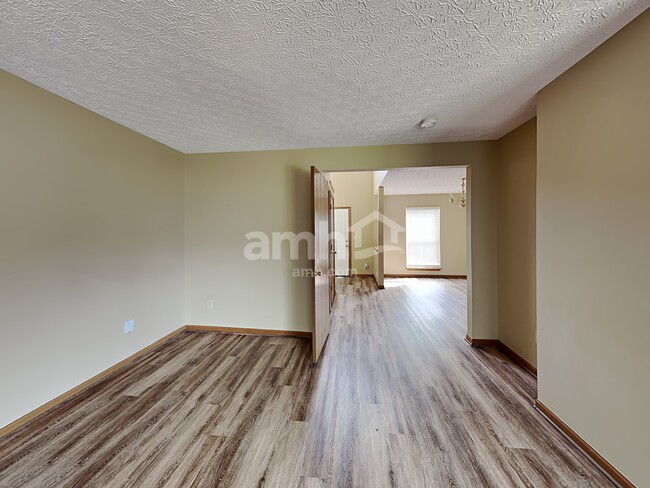 Photo - 6476 Kelsey Ct