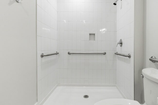 Photo - 350 Main St Unidad Apt # 101