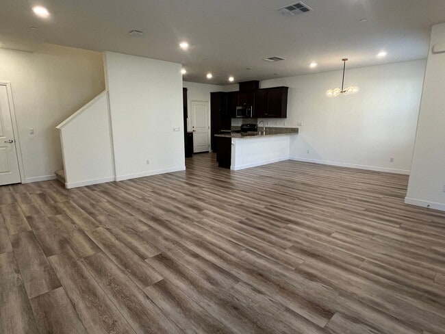 Photo - Spacious 3 bedroom, 3-bathroom condo for rent