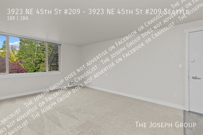 Photo - 3923 NE 45th St Unidad 3923 NE 45th St #209 Seattle