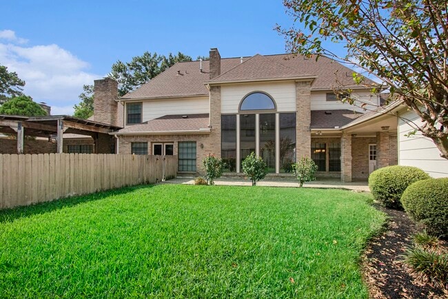 Photo - 15010 Terrace Oaks Dr