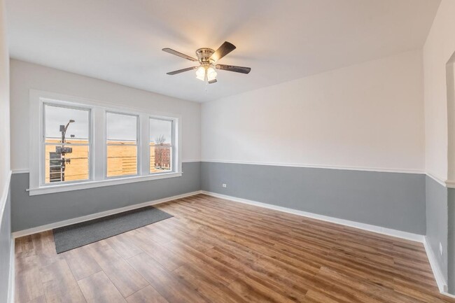 Building Photo - 8311 S Racine Ave Rental
