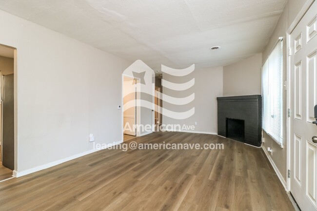 Photo - 6575 Julian Ave