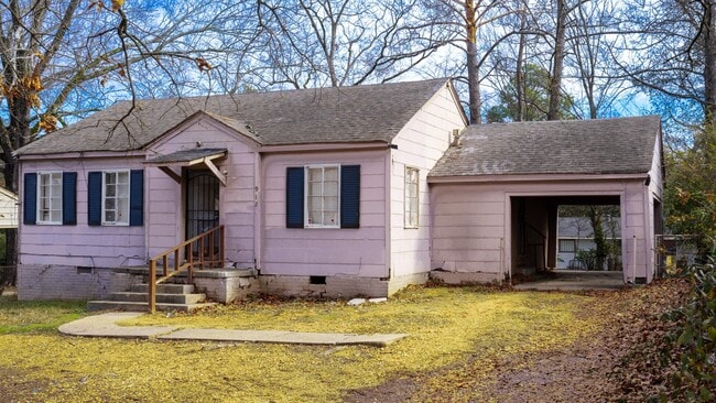 Building Photo - 912 Lindsey Dr Rental