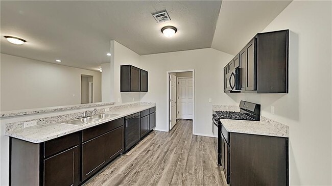 Photo - 1925 Timber Dale Dr