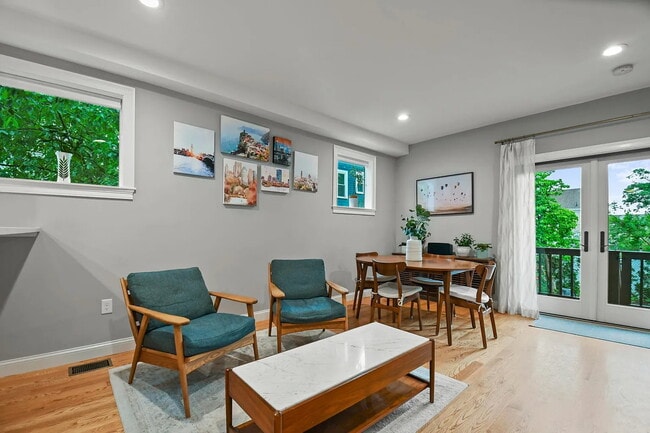 Photo - 8 Greenleaf Ave Unidad 8 Greenleaf Ave Medford