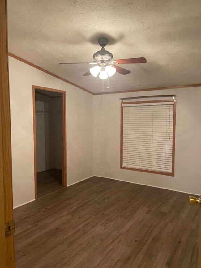 Photo - 1298 Crume Rd