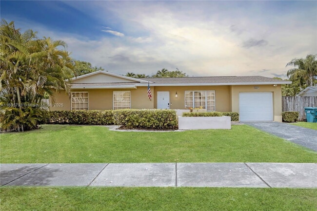 Photo - 10521 SW 124th Ave Casa