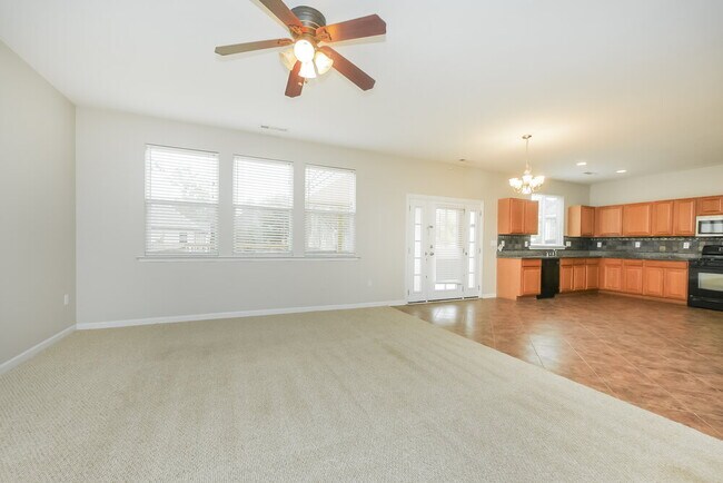 Photo - 136 Maple Hill Dr