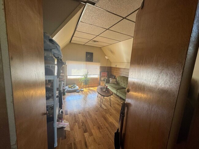 Photo - 2621 N Maryland Ave