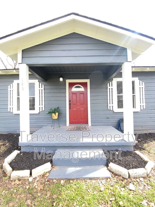 Photo - 145 Gordon Dr