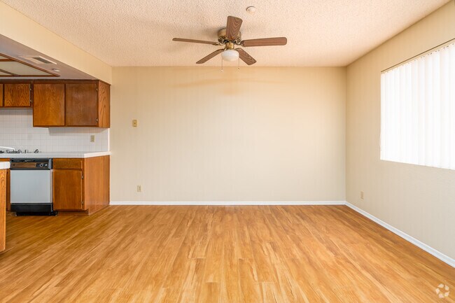2BR, 2BA - 1,160SF - Dining Room