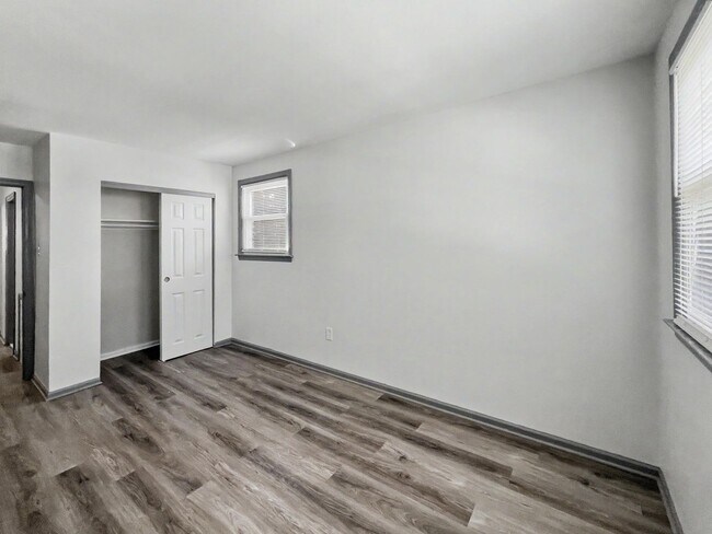 200 E. Maple Avenue
