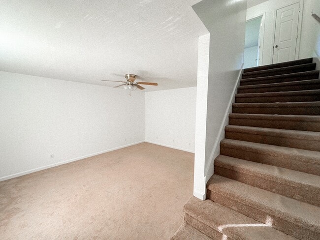 Building Photo - 174 Boswell Cir