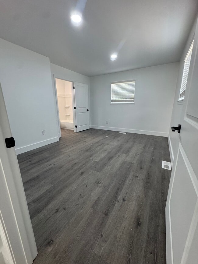 Photo - 1 Bed, 1 Bath Apartment Unidad 102