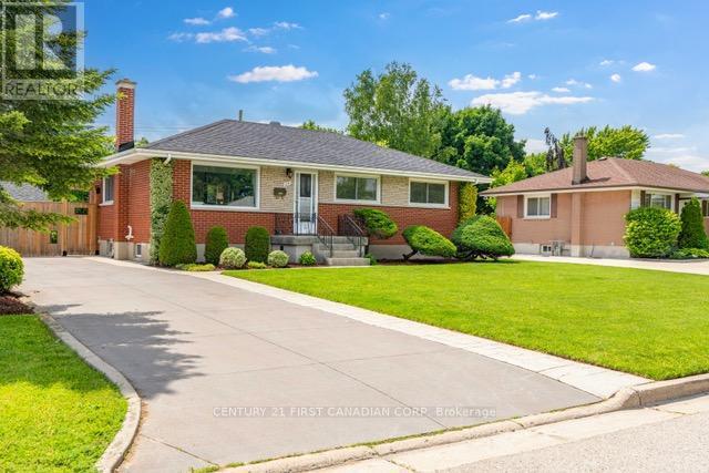 Photo - 216 Irving Pl