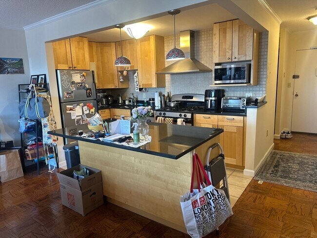 Photo - 9 Hawthorne Pl Unidad 9K