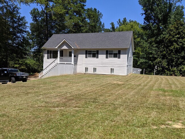 Summerville Manor - Summerville Manor Condo Unit A1