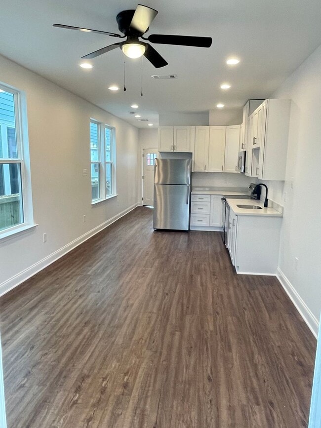 Photo - Newly Renovated 2BD/2.5BA with covered Driveway and Backyard