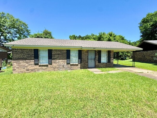 Photo - 3720 S Ridge Ave House