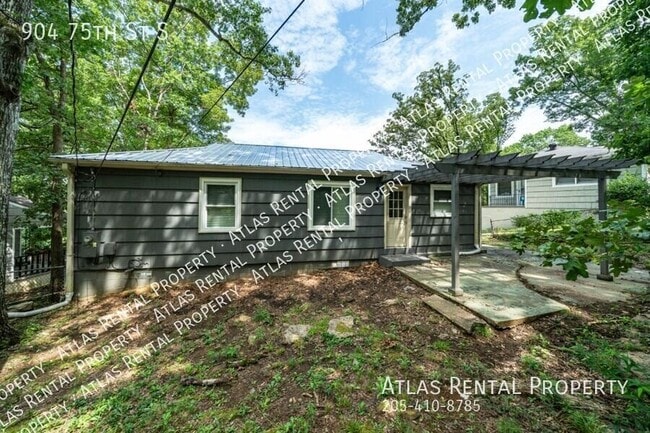 Photo - 904 75th St S