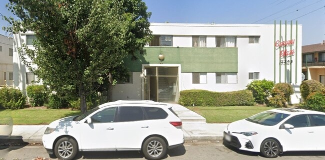 Photo - 12345 Oxnard St Unit 06