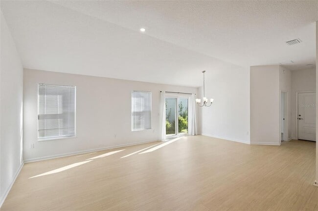 Photo - 7548 Kuenher Ct