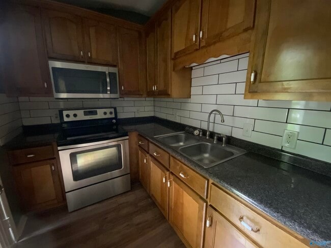 Photo - 3201 Delisa Cir NW