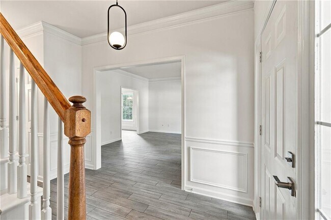 2280 Orleans Ave