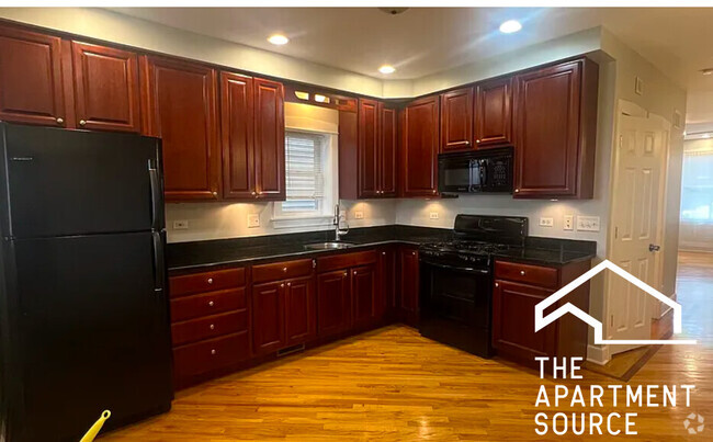 Building Photo - 2933 N Ridgeway Ave Unit 1 Rental