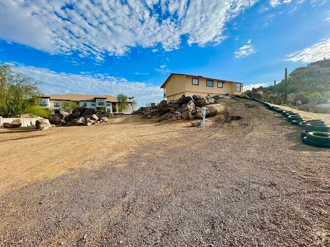 Building Photo - 19819 N Cave Creek Rd Rental